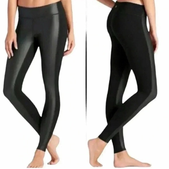 Athleta Gleam Faux Leather Panel
Leggings Black - Picture 1 of 10